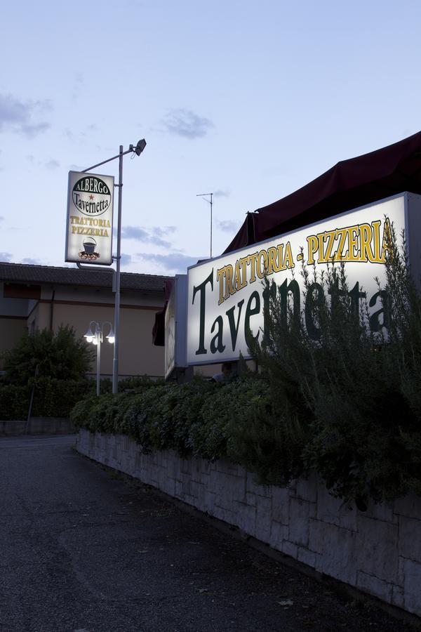Albergo Tavernetta 卡斯特努沃德加尔达 外观 照片