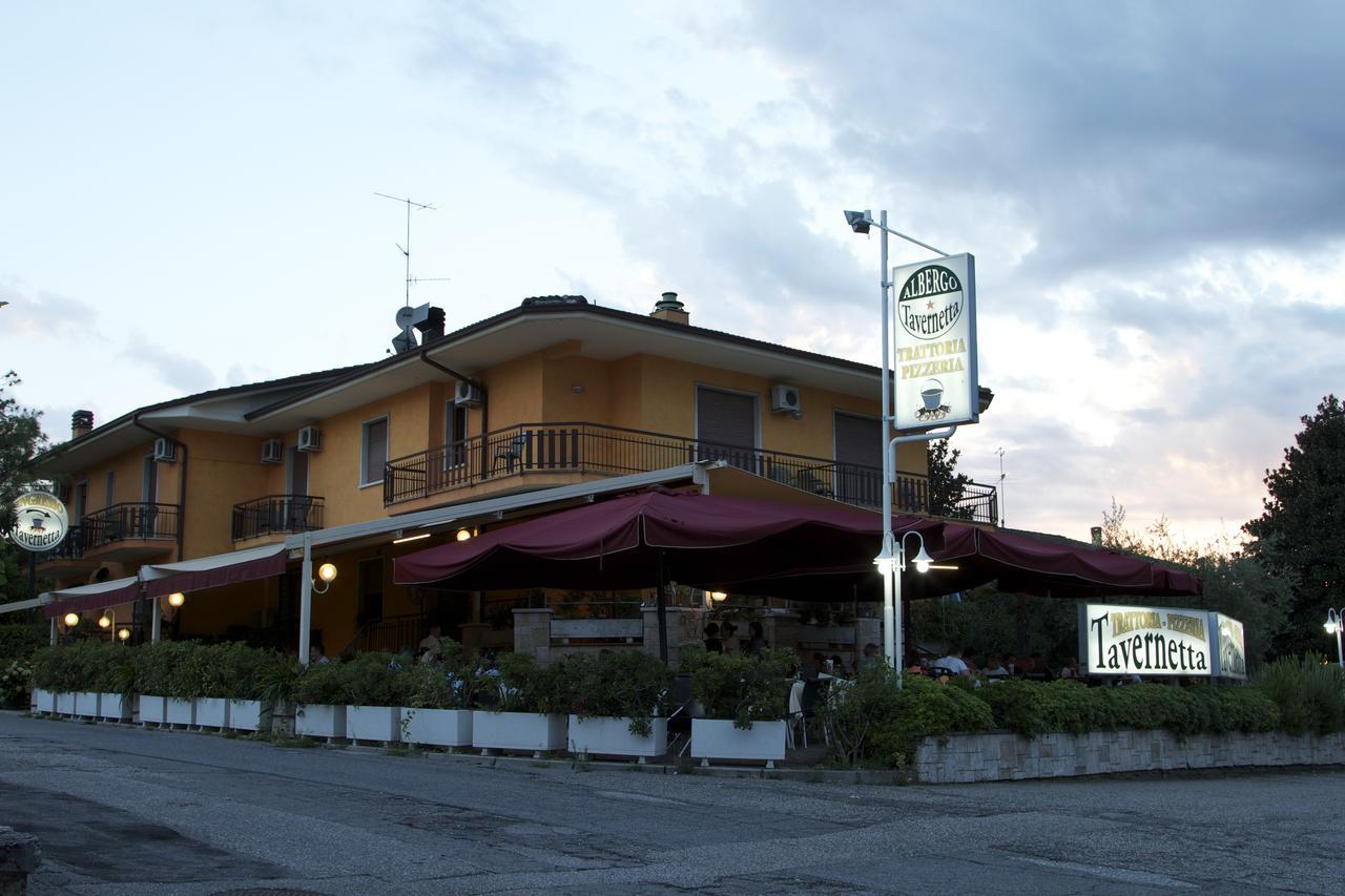 Albergo Tavernetta 卡斯特努沃德加尔达 外观 照片